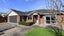 17 Alpers Ridge, Leamington, Cambridge - Carousel 1