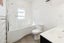 36 Charlotte Avenue, Brooklyn, Wellington - Carousel 11