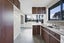 8 Denmark Terrace, Midhirst, Stratford - Carousel 4