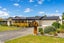 2 Daffodil Grove, Carterton, Carterton - Carousel 1