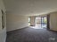 11 Richfield Crescent, Westgate, Auckland - Carousel 9