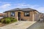 2/12 Onukutara Place, Huntington, Hamilton - Carousel 3