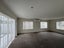 15 Brashier Circle, Sunnyvale, Auckland - Carousel 4