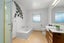 33 Alpers Ridge, Leamington, Cambridge - Carousel 14