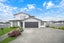 7 Mcindoe Road, Kumeu - Carousel 1