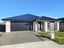 8 Curtis Street, Woodend, Woodend - Carousel 1