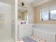 37 Oaklands Drive, Cambridge, Cambridge - Carousel 15