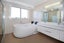 320 Bucklands Beach Road, Bucklands Beach, Auckland - Carousel 13