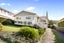 22 Saint Edmund Crescent, Tawa, Wellington - Carousel 1