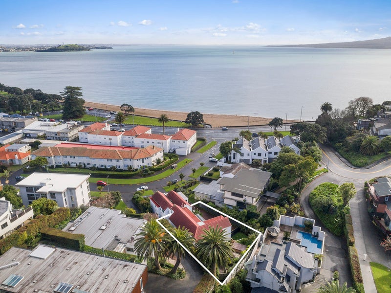 2/45 Marau Crescent, Mission Bay, Auckland - Carousel 1