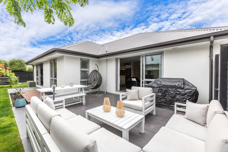 14 Bronco Drive, Aidanfield, Christchurch - Carousel 2