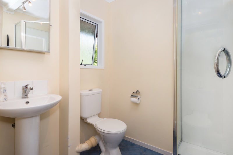 18 Waari Avenue, Sunnyvale, Auckland - Carousel 20