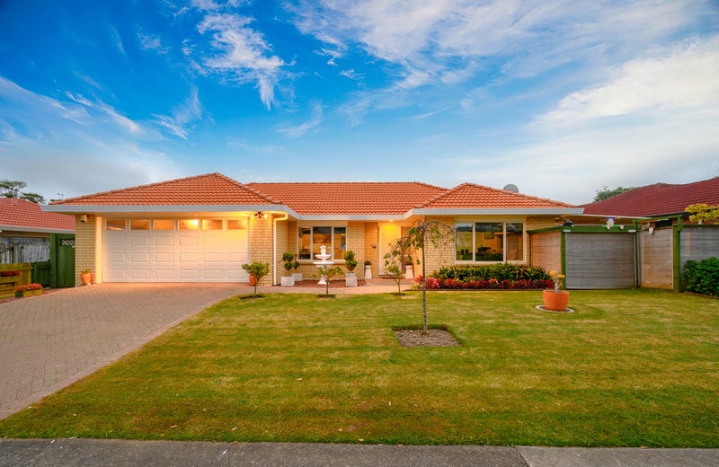 109 Kilkenny Drive, Dannemora, Auckland - Carousel 1