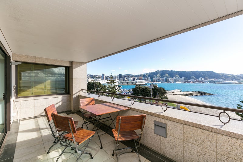 5/166 Oriental Parade, Oriental Bay, Wellington - Carousel 2