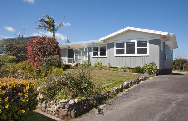 25 Vivian Drive, Omokoroa, Omokoroa - Carousel 2