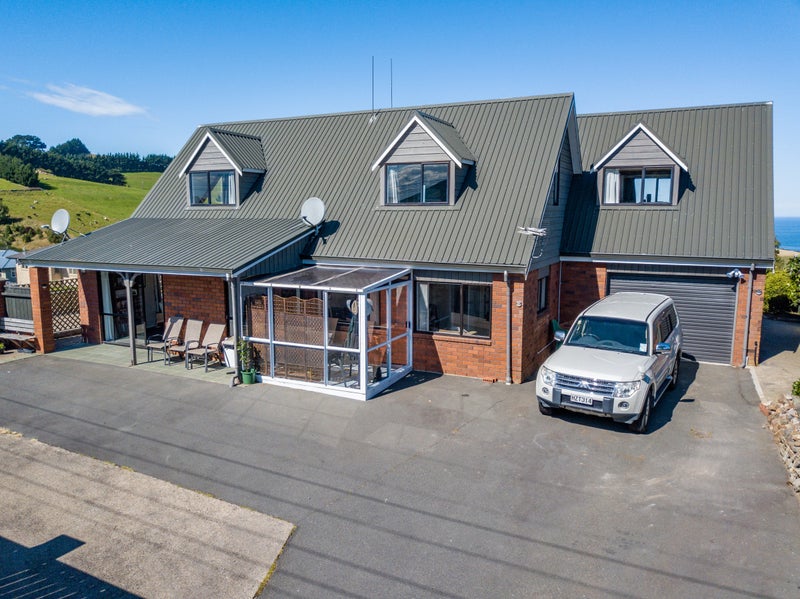 326 Highcliff Road, Highcliff, Dunedin - Carousel 1