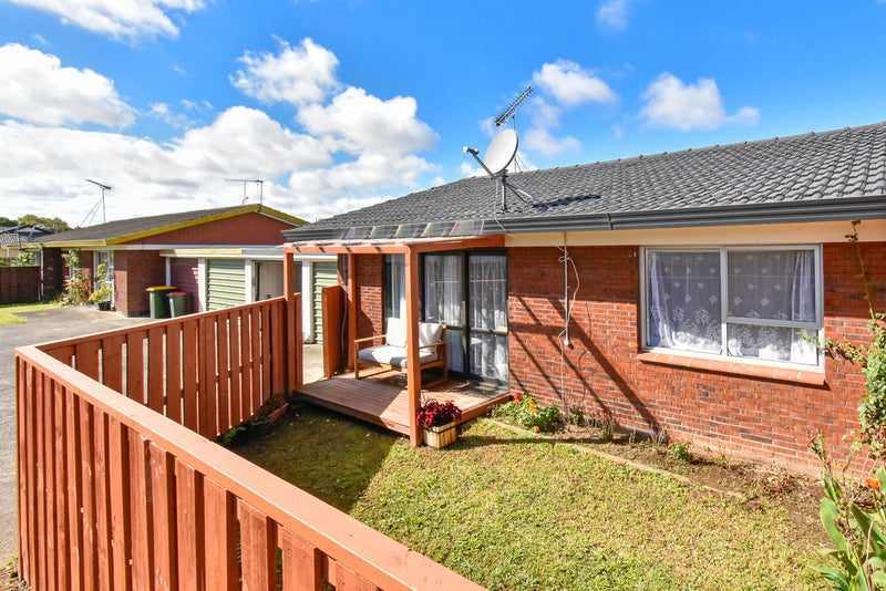 2/24 Robertson Road, Favona, Auckland - Carousel 14