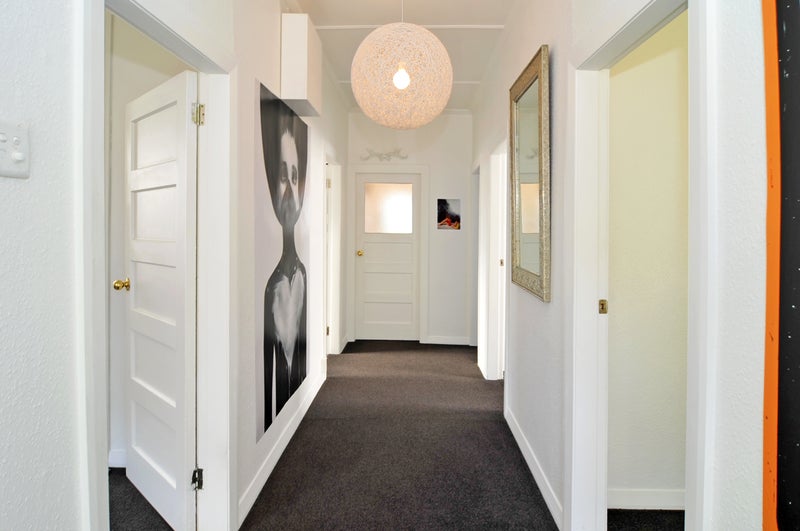 5 Thomson Street, Lookout Point, Dunedin - Carousel 2