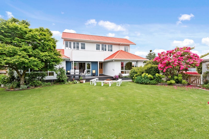 7 Farrington Avenue, Bishopdale, Christchurch - Carousel 1