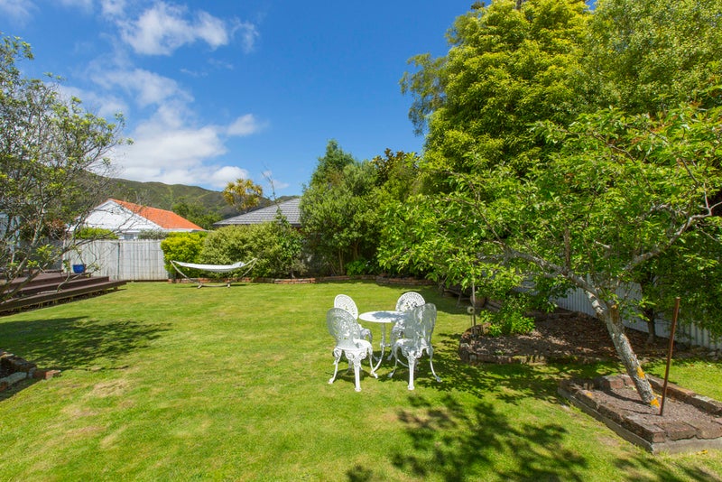 495 Riverside Drive, Fairfield, Lower Hutt - Carousel 26