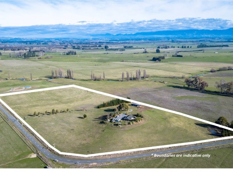 971 Lindsay Road, Waipukurau - Carousel 1