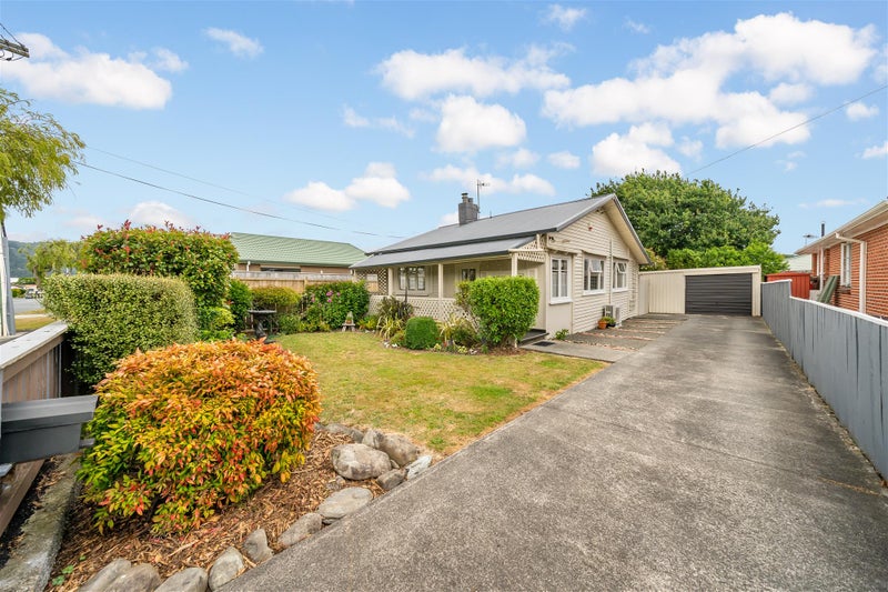 1/5 Stephen Street, Trentham, Upper Hutt - Carousel 2