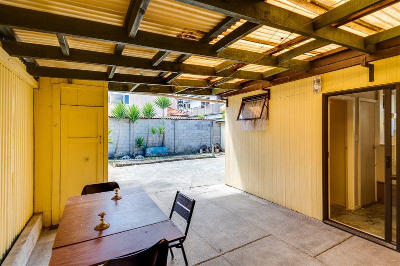 100 Waghorne Street, Ahuriri, Napier - Carousel 2