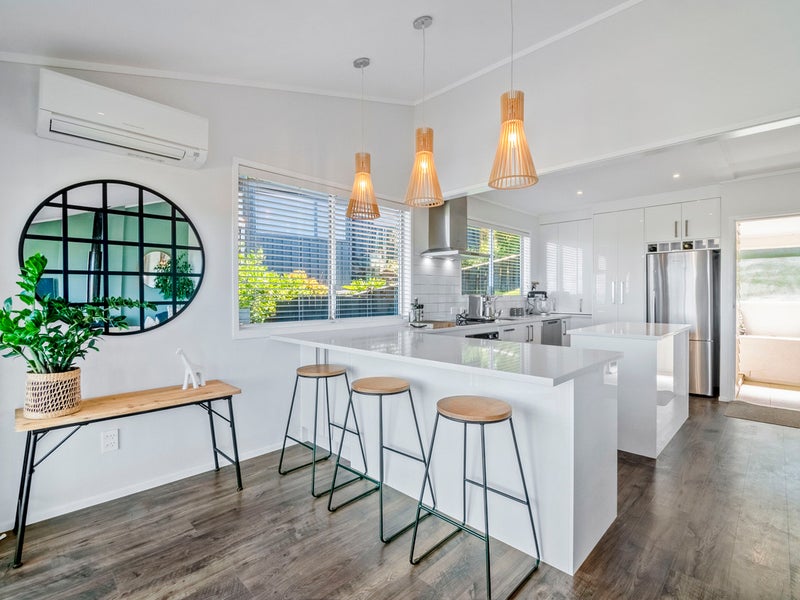 14 Layton Road, Manly , Auckland - Carousel 2