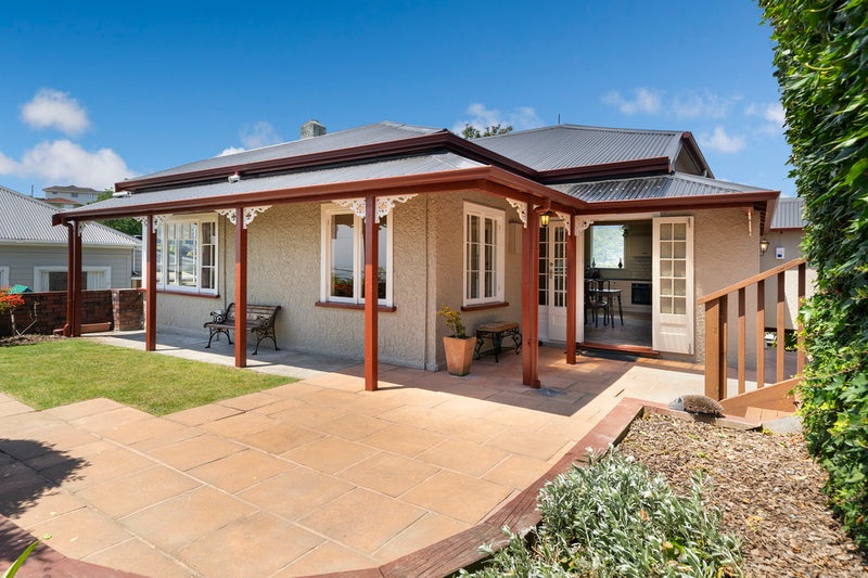 7 Britannia Heights, Stepneyville, Nelson - Carousel 2