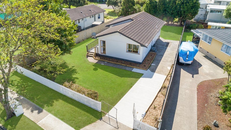 72 Boundary Road, Clover Park, Auckland - Carousel 1