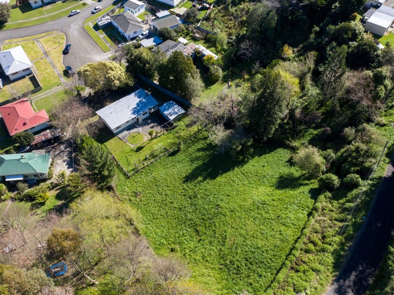 47 Lawrence Place, Outer Kaiti, Gisborne - Carousel 2