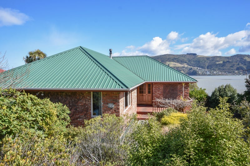 22 Bayne Terrace, Macandrew Bay, Dunedin - Carousel 2