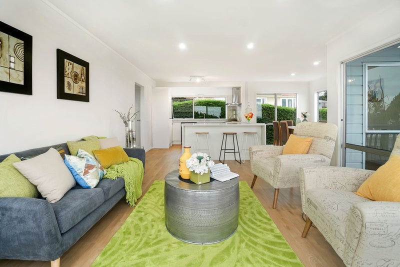 1/8 Pupuke Road, Hillcrest, Auckland - Carousel 2