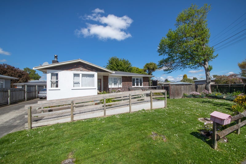 32 Ronberg Street, Highbury, Palmerston North - Carousel 1