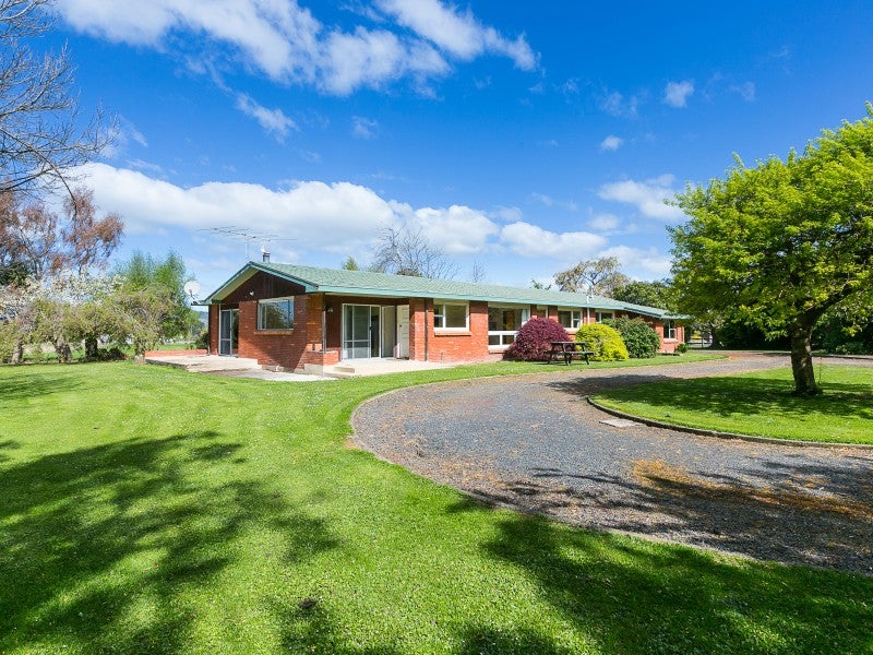 516 Riccarton Road West, North Taieri, Mosgiel - Carousel 1