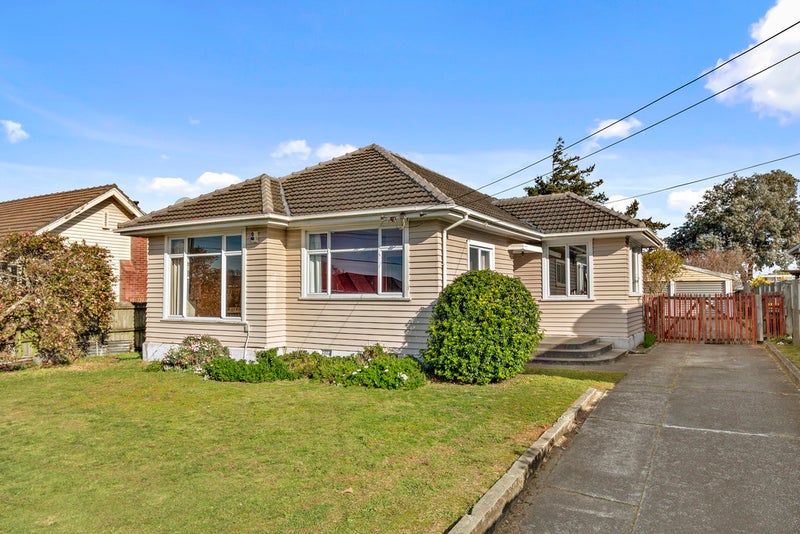 8 Ottawa Road, Wainoni, Christchurch - Carousel 1