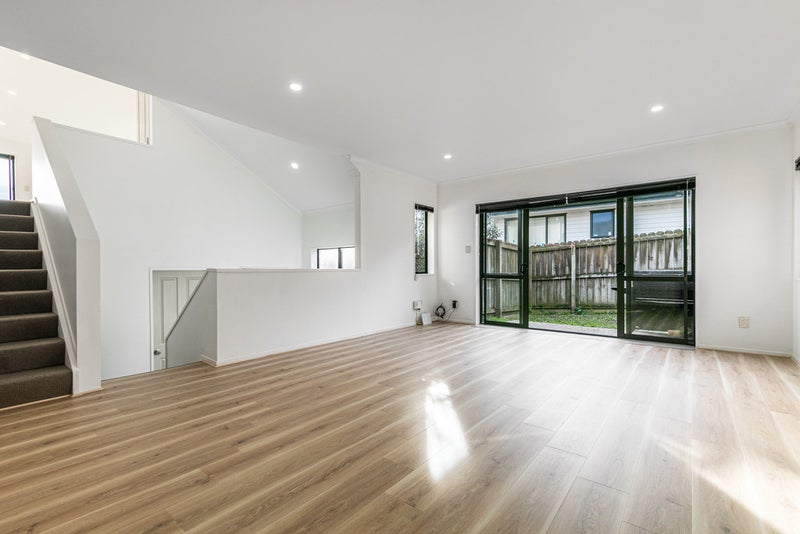 10 Ginko Place, Mangere, Auckland - Carousel 2