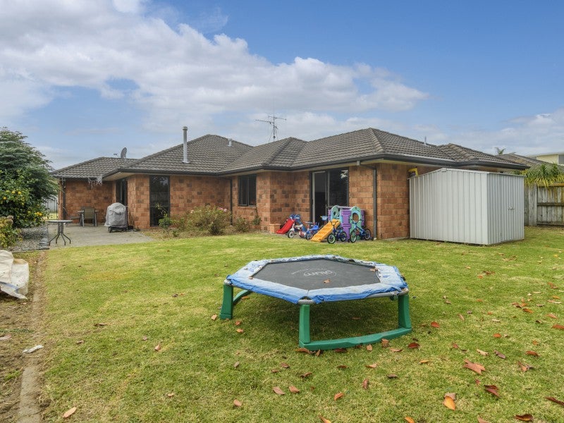 7 Waterside Drive, Pyes Pa, Tauranga - Carousel 19