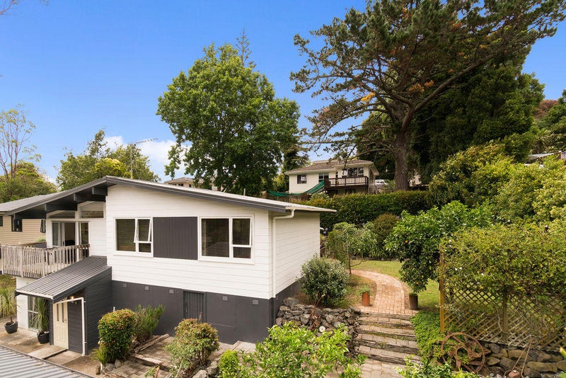 25 Gallony Avenue, Massey, Auckland - Carousel 1