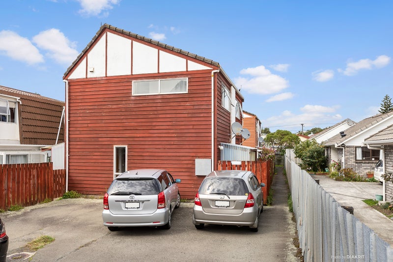 3/5 Cockburn Street, Kilbirnie, Wellington - Carousel 1