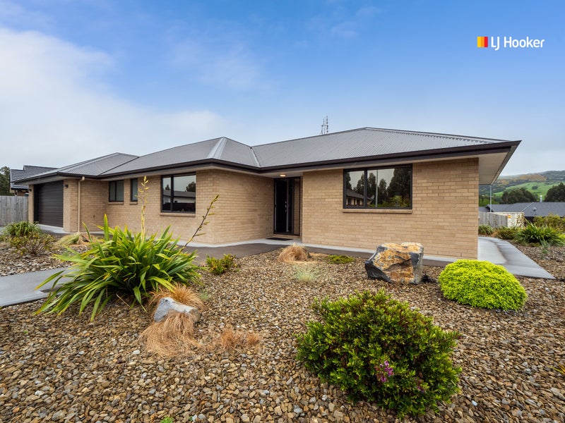 80 Severn Street, Green Island, Dunedin - Carousel 1