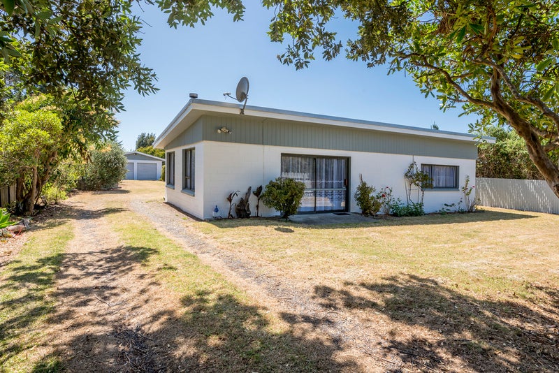 868 Hokio Beach Road, Hokio Beach, Levin - Carousel 1