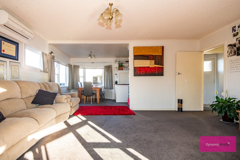 6 Hurley Place, Awapuni, Palmerston North - Carousel 2