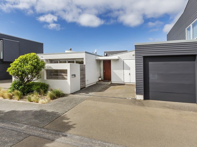 4 Boardwalk Lane, Seatoun, Wellington - Carousel 1