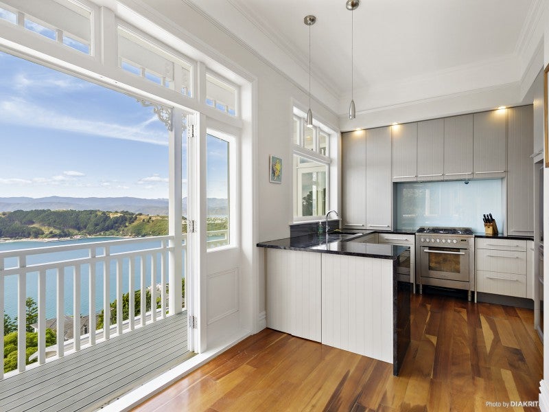 10 Lookout Road, Roseneath, Wellington - Carousel 2