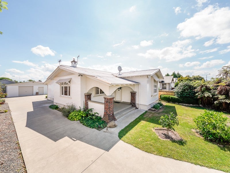48 Burns Avenue, Takaro, Palmerston North - Carousel 2
