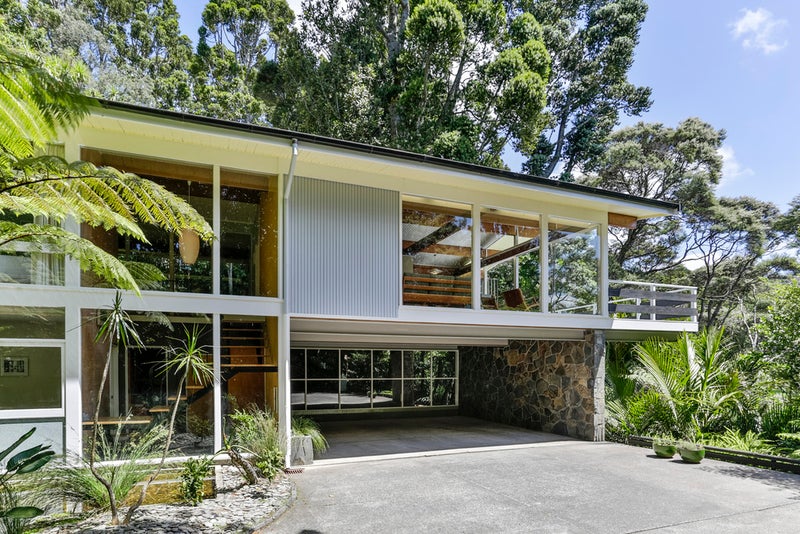 203 Atkinson Road, Titirangi, Auckland - Carousel 1