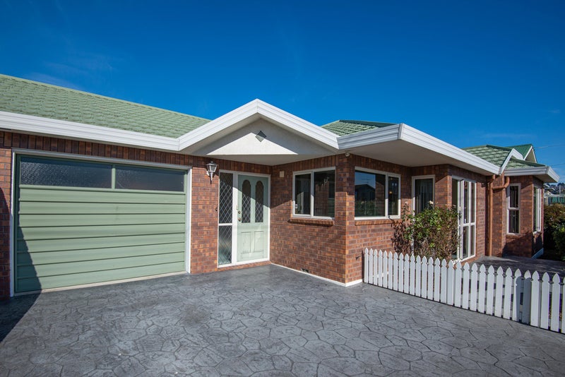 37 Bellona Street, Saint Kilda, Dunedin - Carousel 1