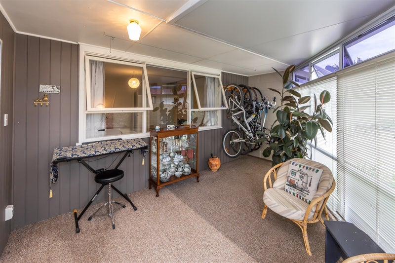 2/36 Ambleside Drive, Burnside, Christchurch - Carousel 14