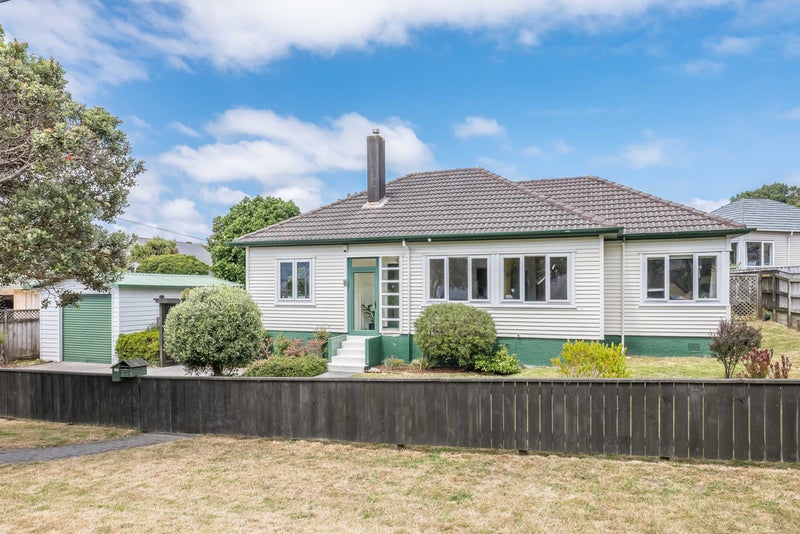 37 Kipling Street, Johnsonville, Wellington - Carousel 1
